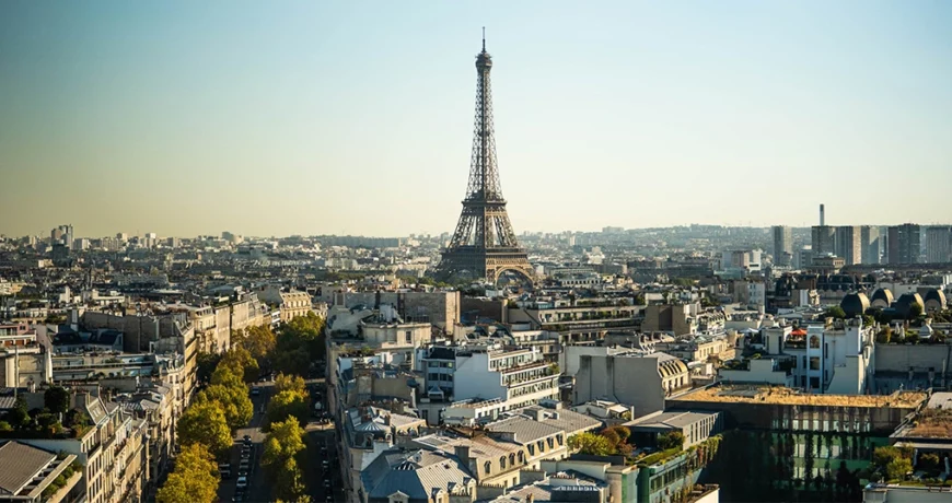 7 astuces pour réussir la préparation de votre journée de businessman à Paris avec les sous-vêtements BN3TH